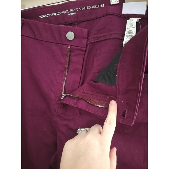 NWT Chico's Burgundy Perfect Stretch Girlfriend Slim Ankle Pants Womans Size 14 - Picture 3 of 7